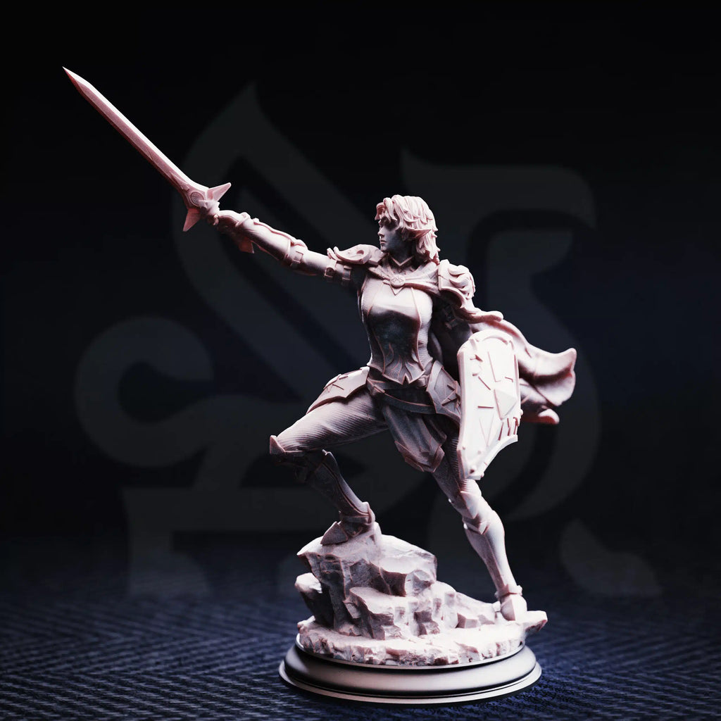 Hitalia – Paladin of Glanion - Medium Tabletop Miniature By DM Stash