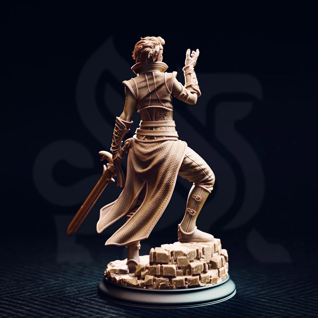 Karisia of Timberly – Half-Elf Hexblade - Medium Tabletop Miniature By DM Stash